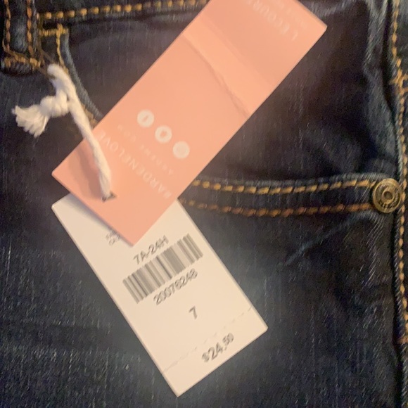 NWT juniors denim short shorts - Picture 2 of 5